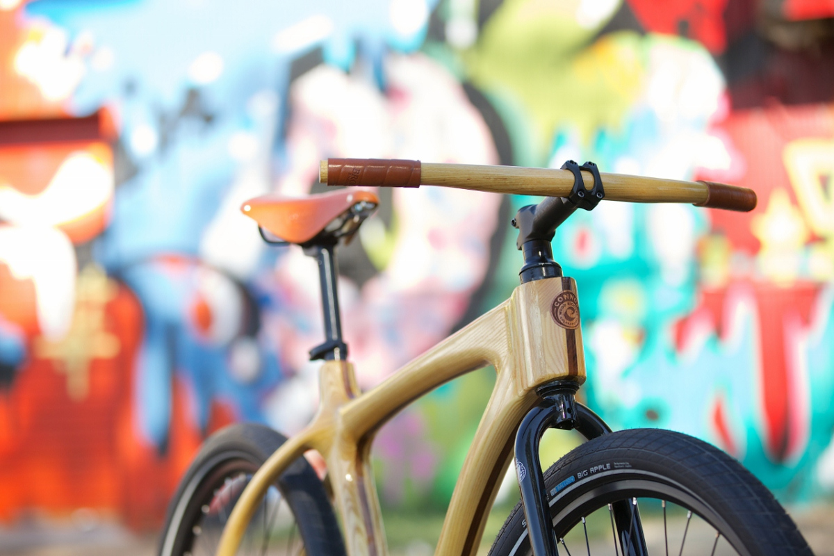 Bicicleta de madeira (2)