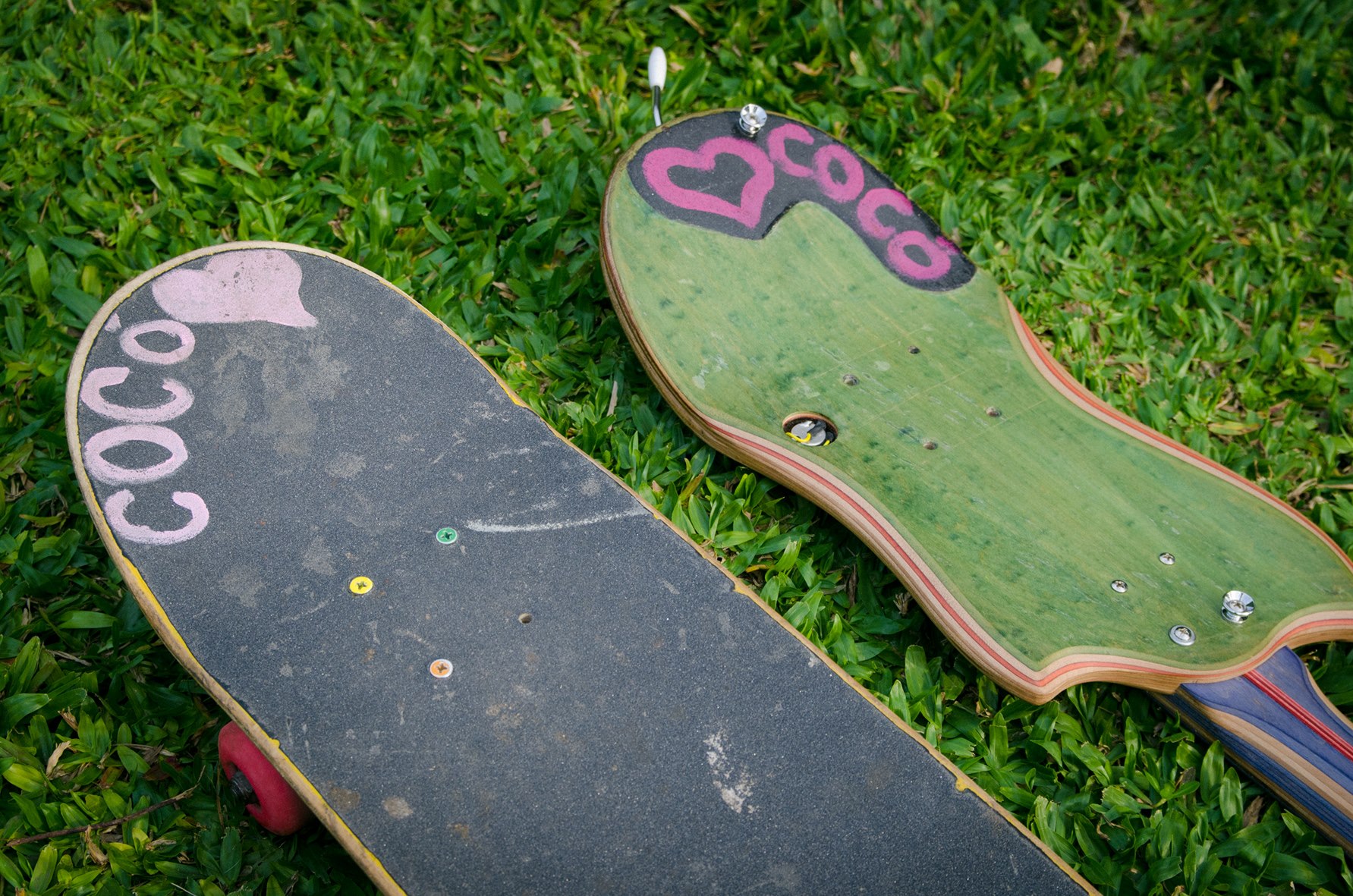 Guitarra com shape de skate (9)