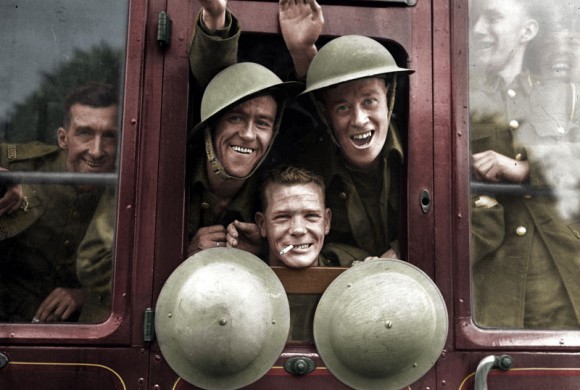 british-troops-cheerfully-board-their-train-for-the-first-stage-of-their-trip-to-the-western-front-england-september-20-1939-benafleckisanokactor
