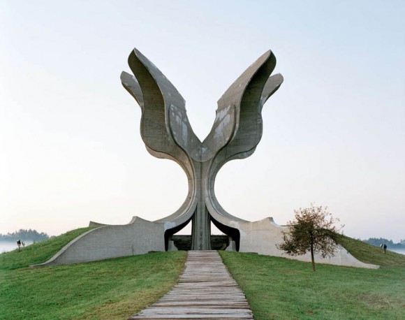 Monumentos esquecidos na Iugoslávia (10) - Jasenovac