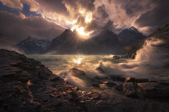 Pôr do Sol - Torres Del Paine, Chile - Marc Adamus
