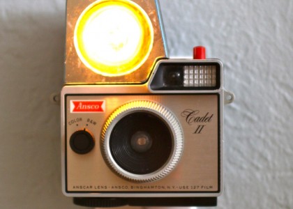 Recicle: transforme câmeras fotográficas antigas em belas luminárias