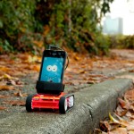 iPhone Robô – Gadget transforma celular da Apple em veículo esperto