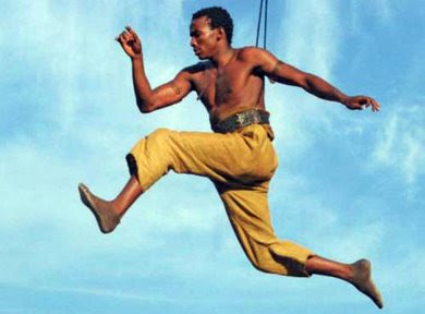 Superprodução nacional usa capoeira para cenas de ação ao estilo hollywood