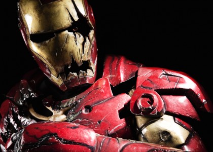 Praticante de Cosplay cria versão zumbi do herói Iron Man