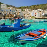 A incrível cor do mar na ilha Levanzo – Itália