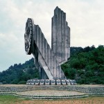 Fotógrafo vai atrás de monumentos esquecidos da Iugoslávia