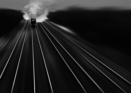 Pai e filho correm o mundo para fotografar ferrovias ativas