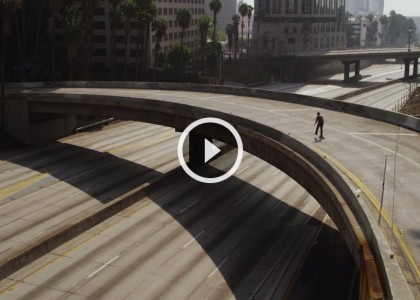 Vídeo hipnotizante mostra como seria andar de skate em uma Los Angeles abandonada